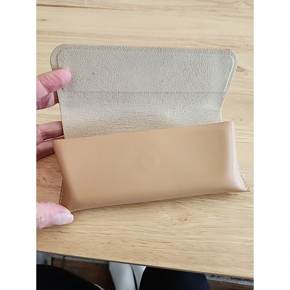 case-mate tijn beige